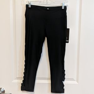 NWT 7/8 black leggings
